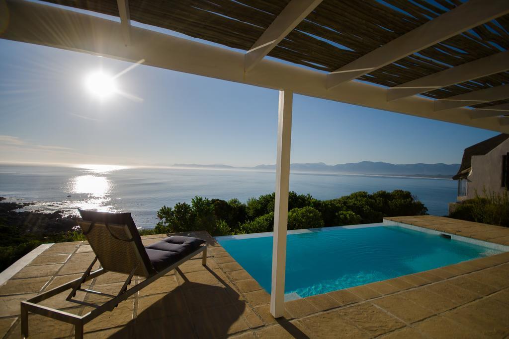 La Petite Baleine Oceanfront Luxury Villa Де Келдерс Екстериор снимка